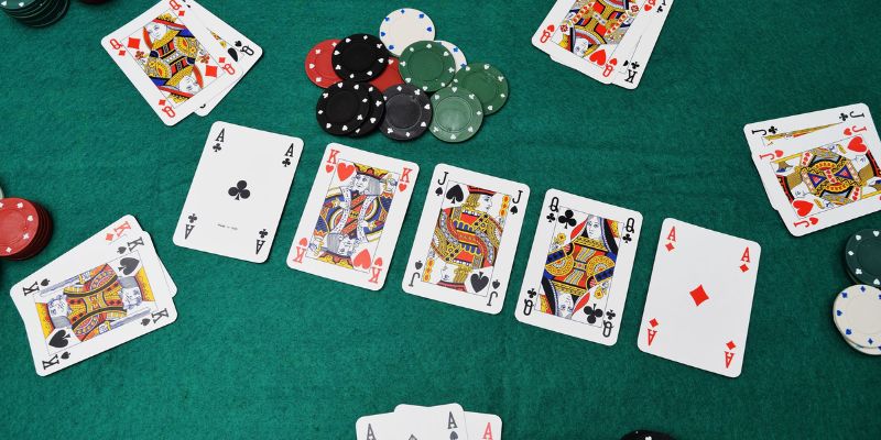 Thông tin sơ qua về Poker tại KUBET77